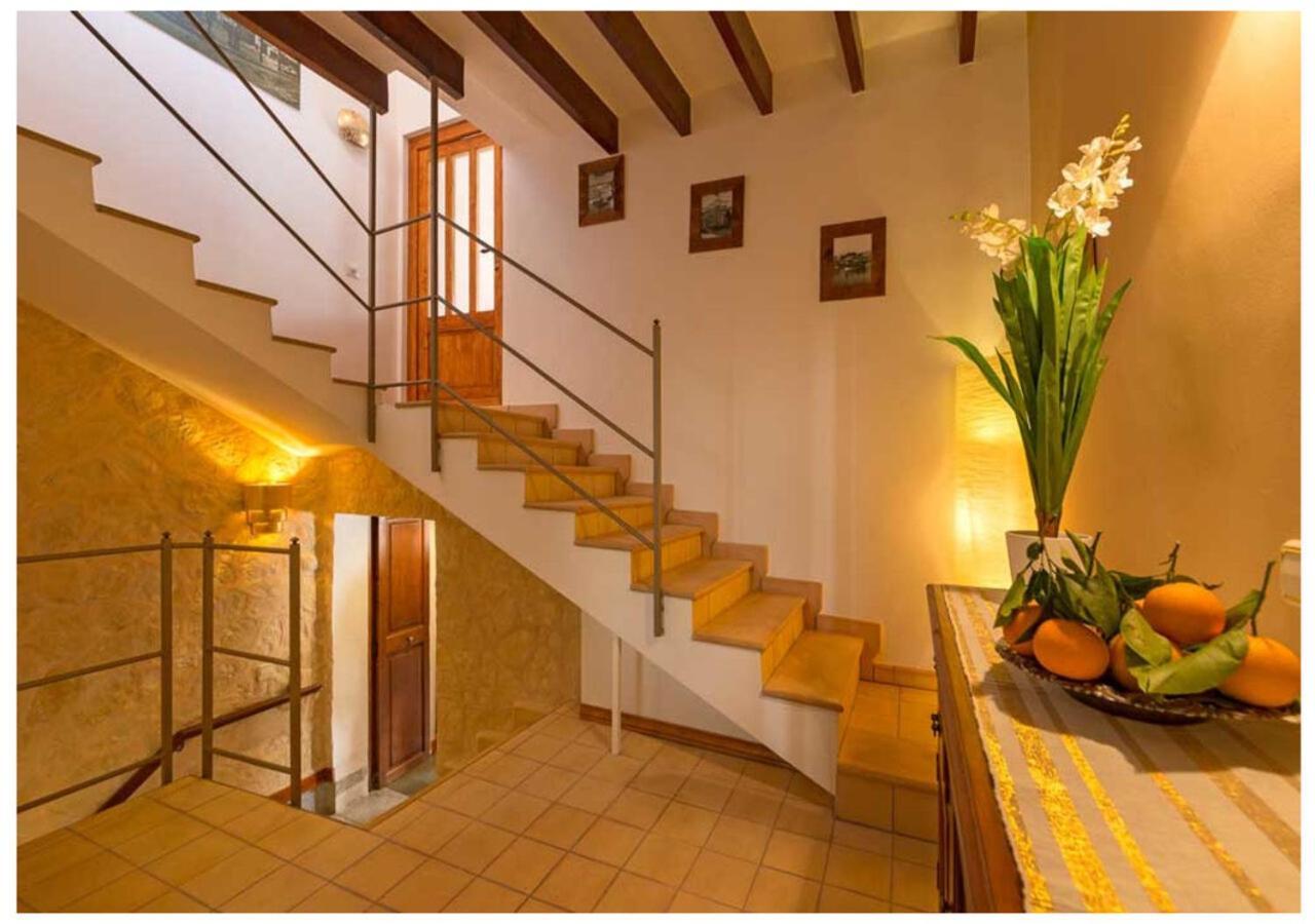 Boutique Hostal "Born53" Im Stadtkern Von Llucmajor, Mallorca Aparthotel Llucmajor  Ngoại thất bức ảnh