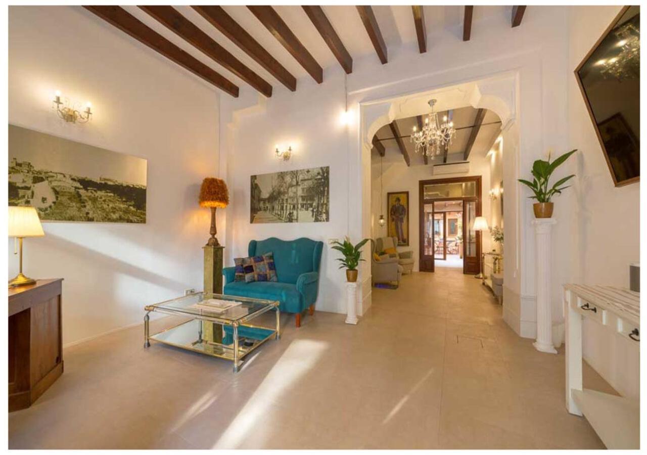 Boutique Hostal "Born53" Im Stadtkern Von Llucmajor, Mallorca Aparthotel Llucmajor  Ngoại thất bức ảnh